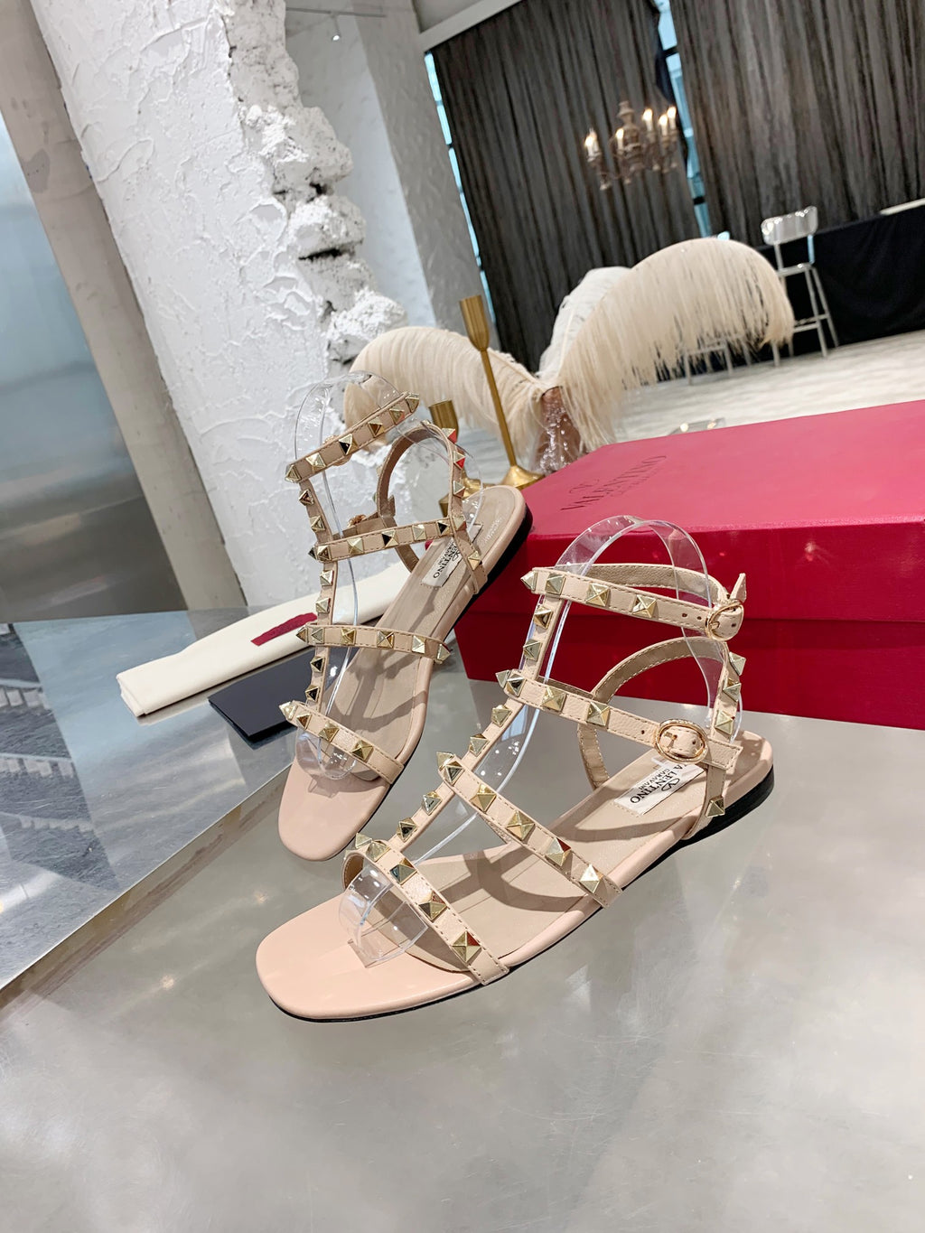 Skin VR Flat Sandal With Straps