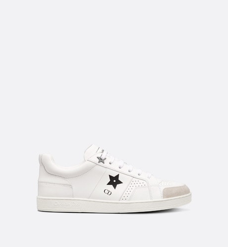 White star sneaker