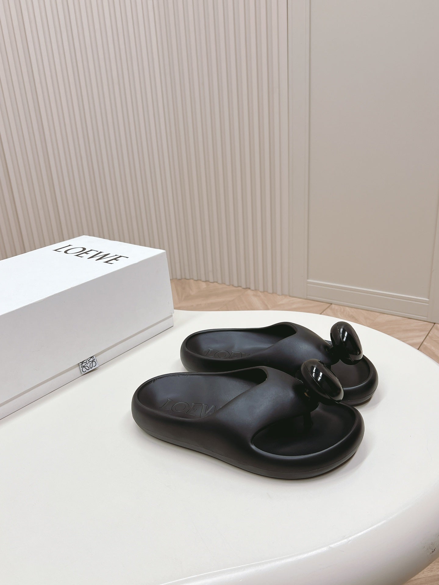 Black Foam Slide