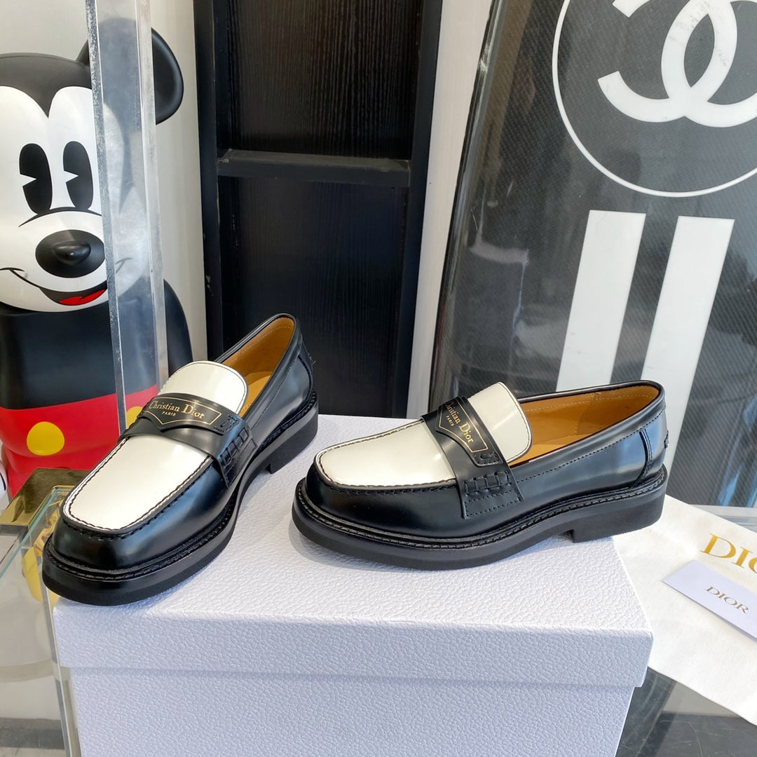 Black & White DB loafer