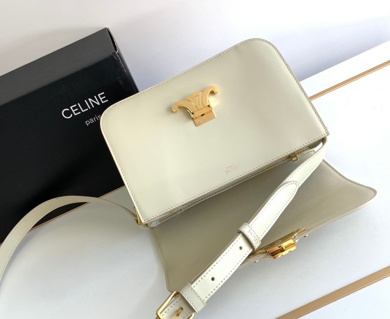 Limestone medium triomphe bag