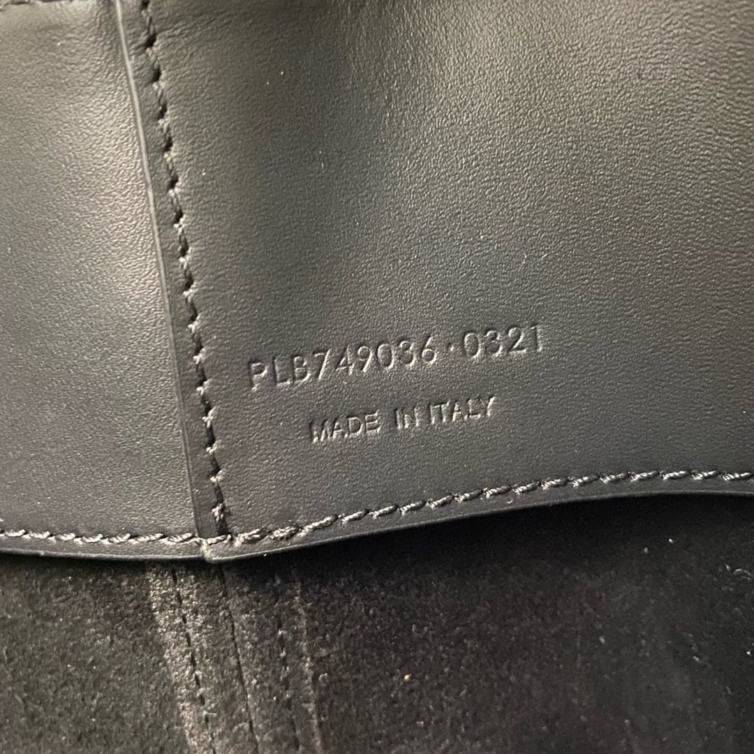 Black LE 37 Small Bag