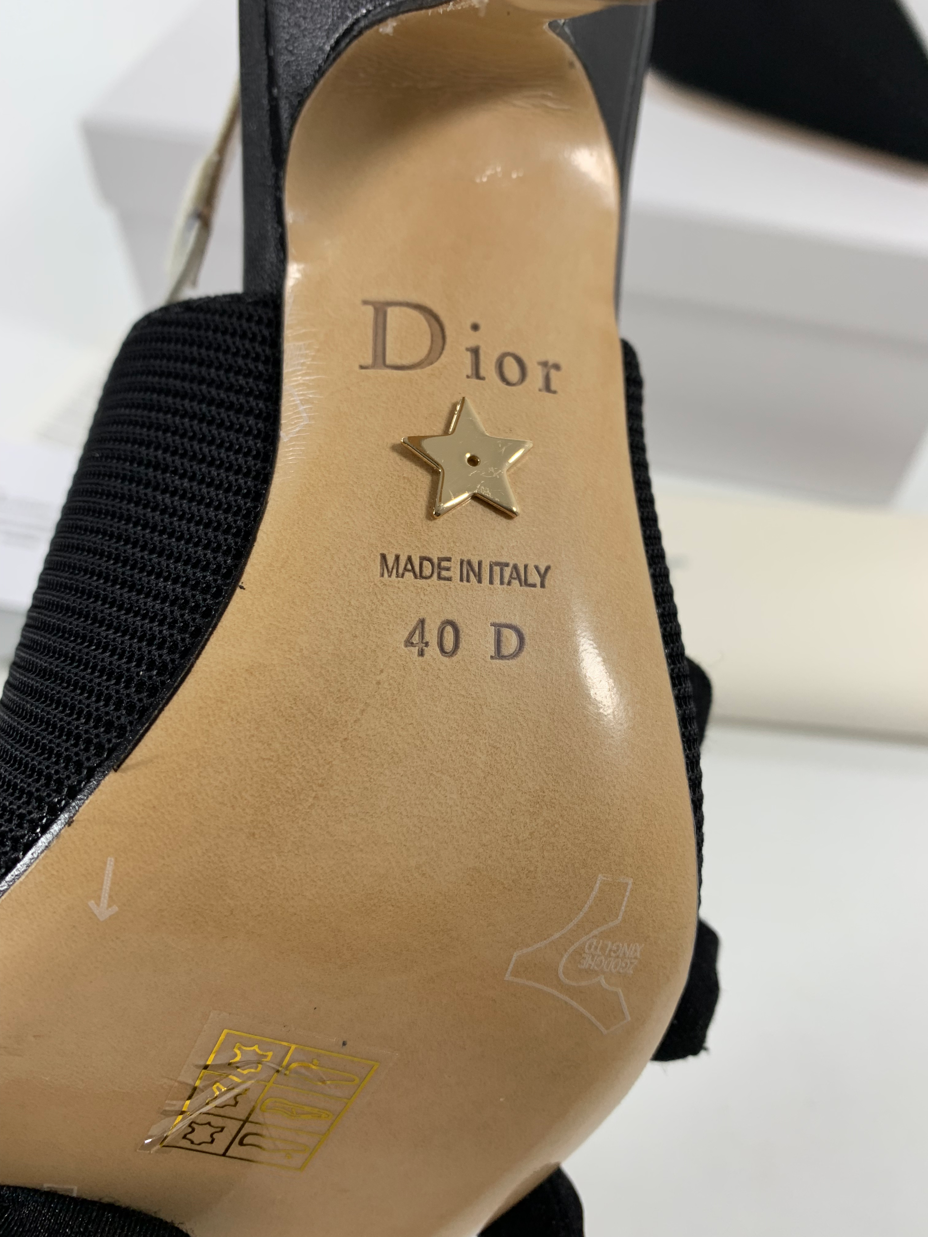 JD pump in technical canvas