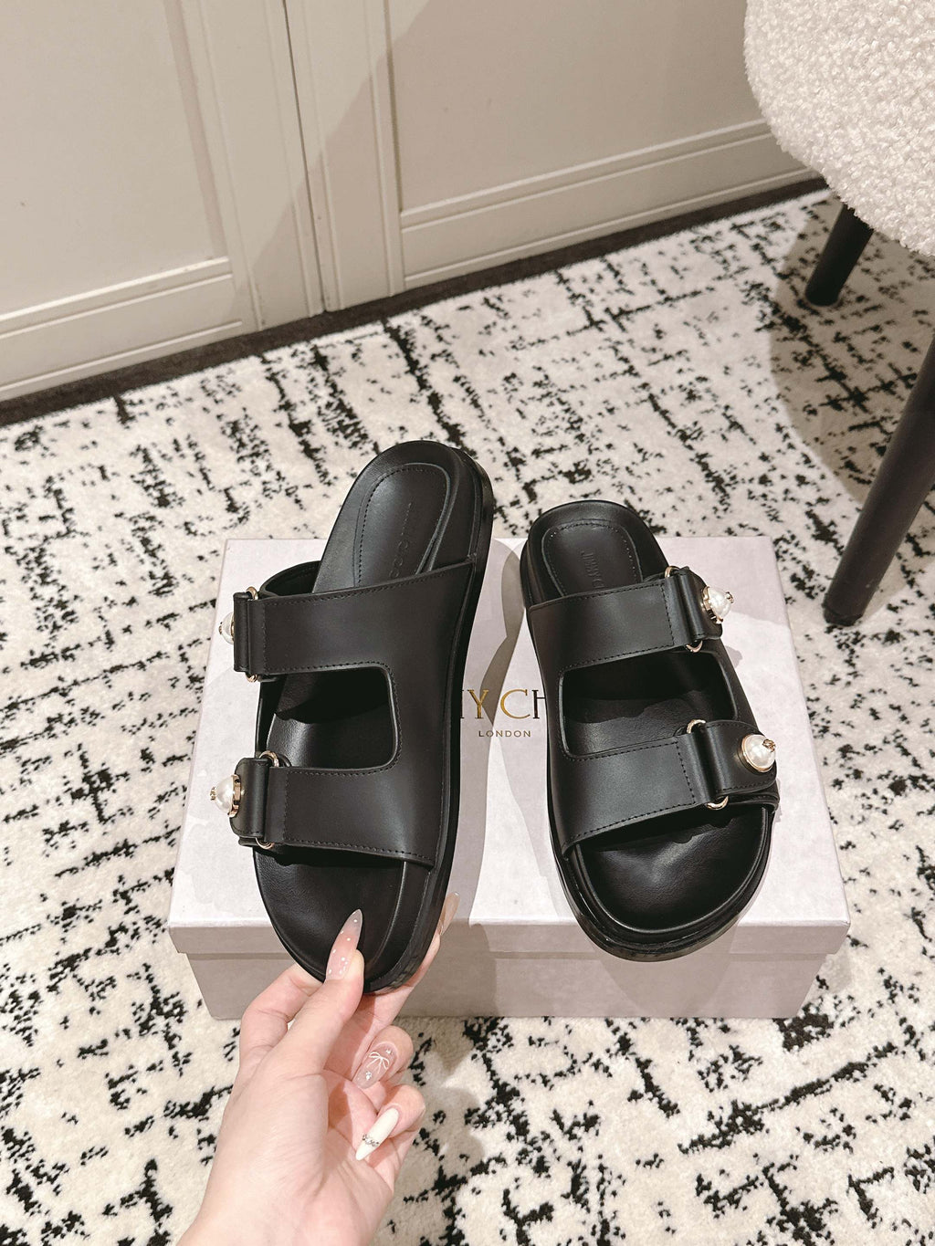 Black Fayence Sandal