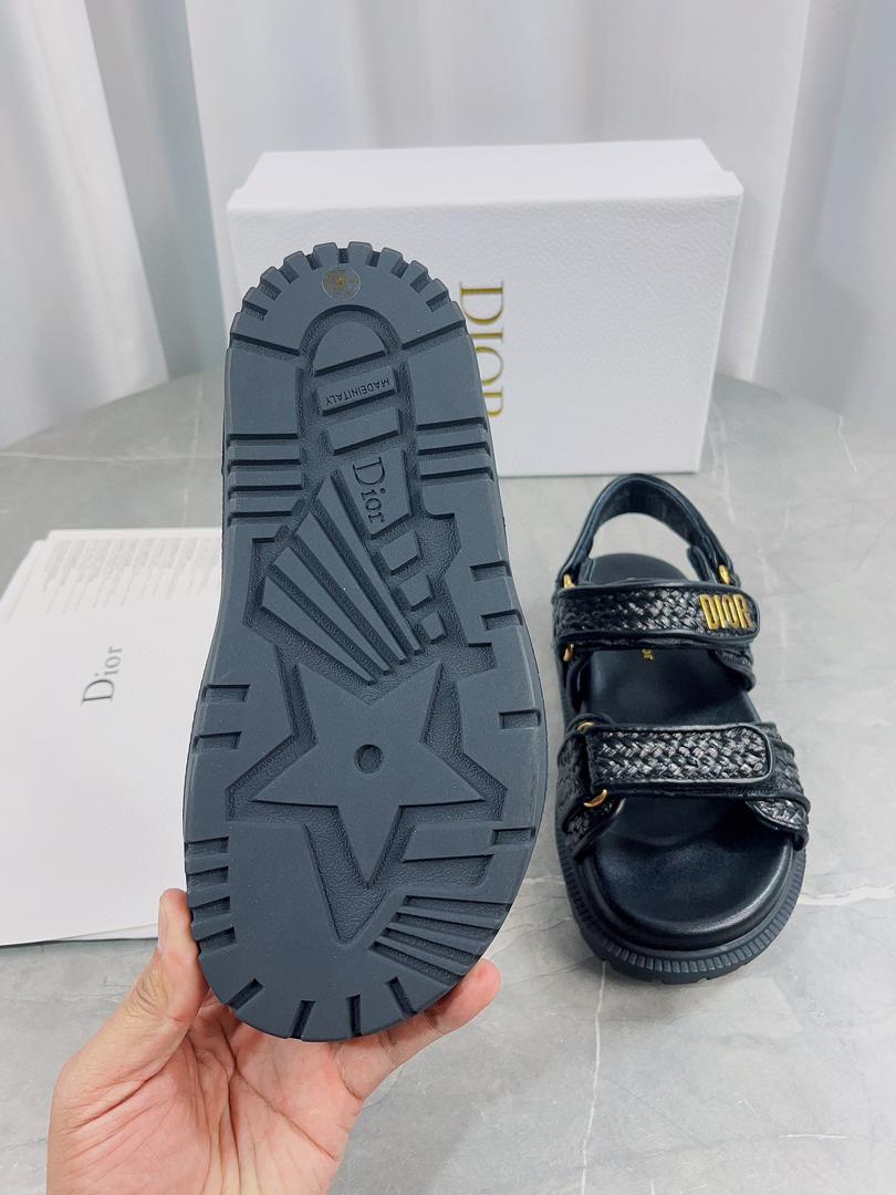 Black Raffia DA Sandal