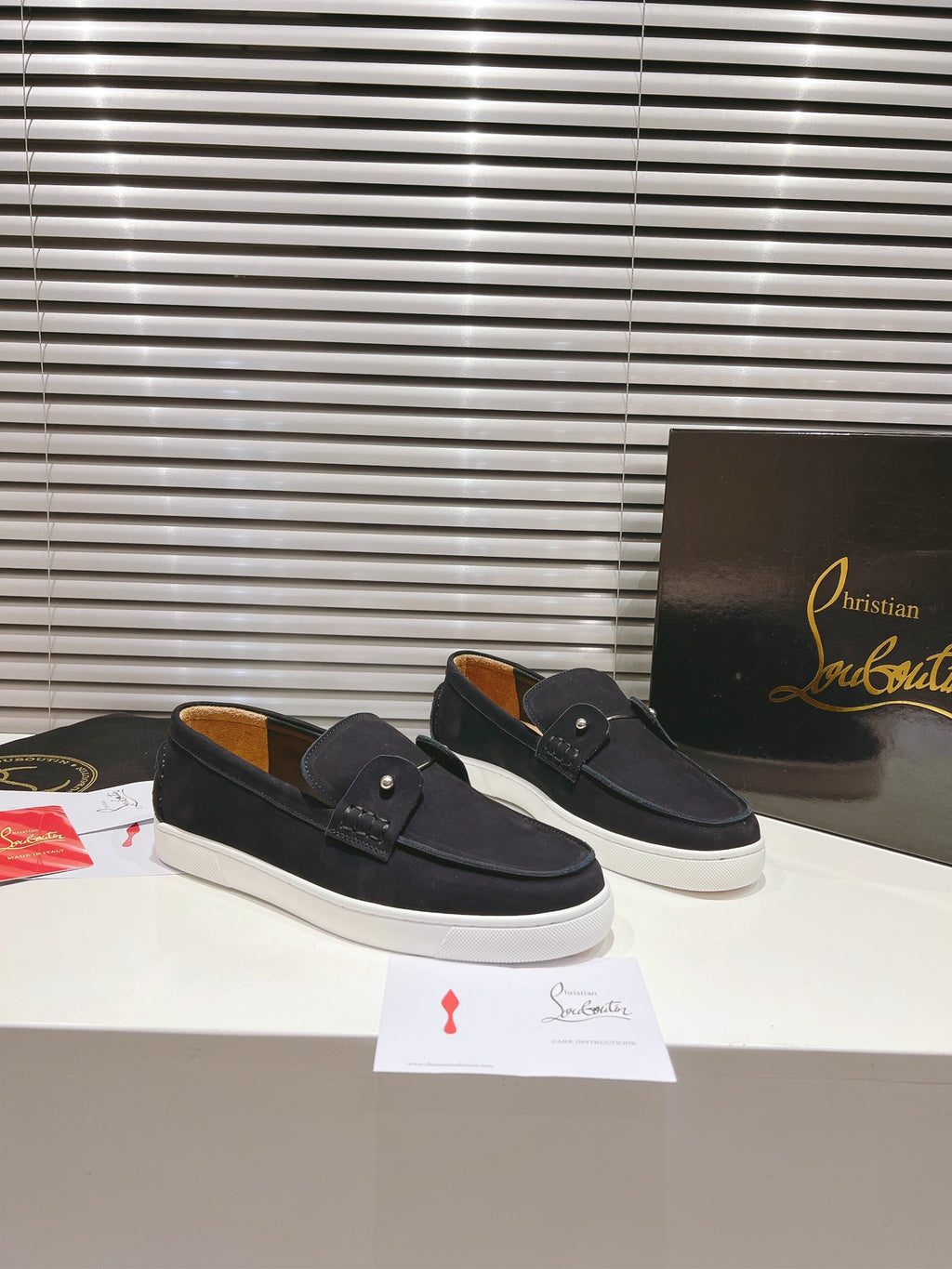 Black Chambeliboat Loafers