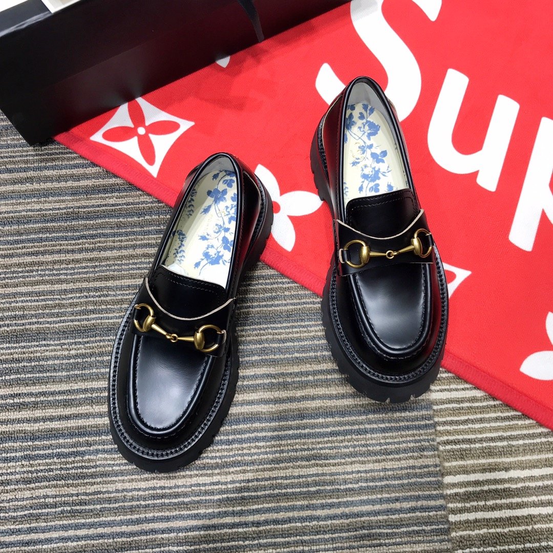 Black Lug sole loafer