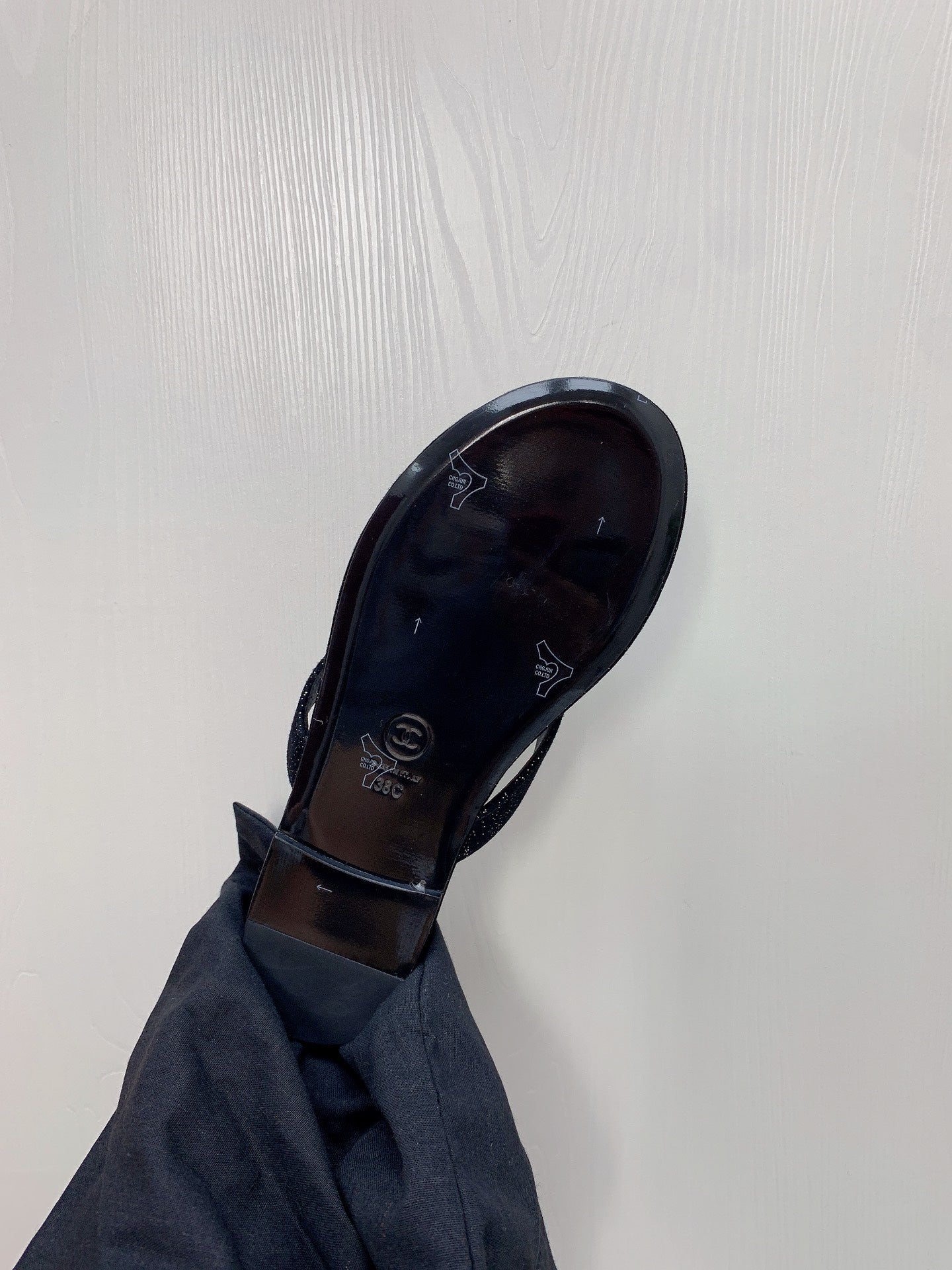 Dark Gray & Silver Thongs