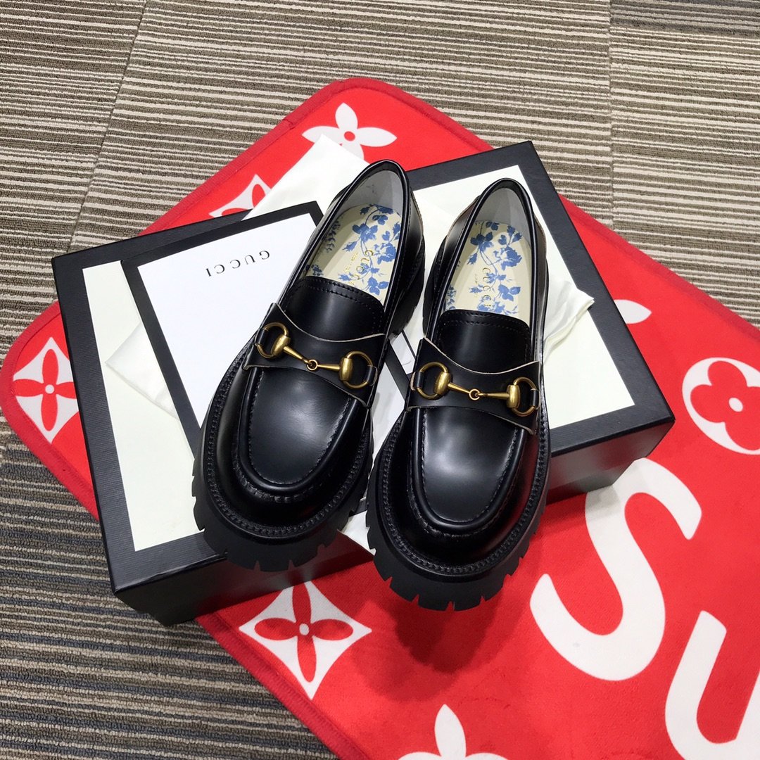 Black Lug sole loafer