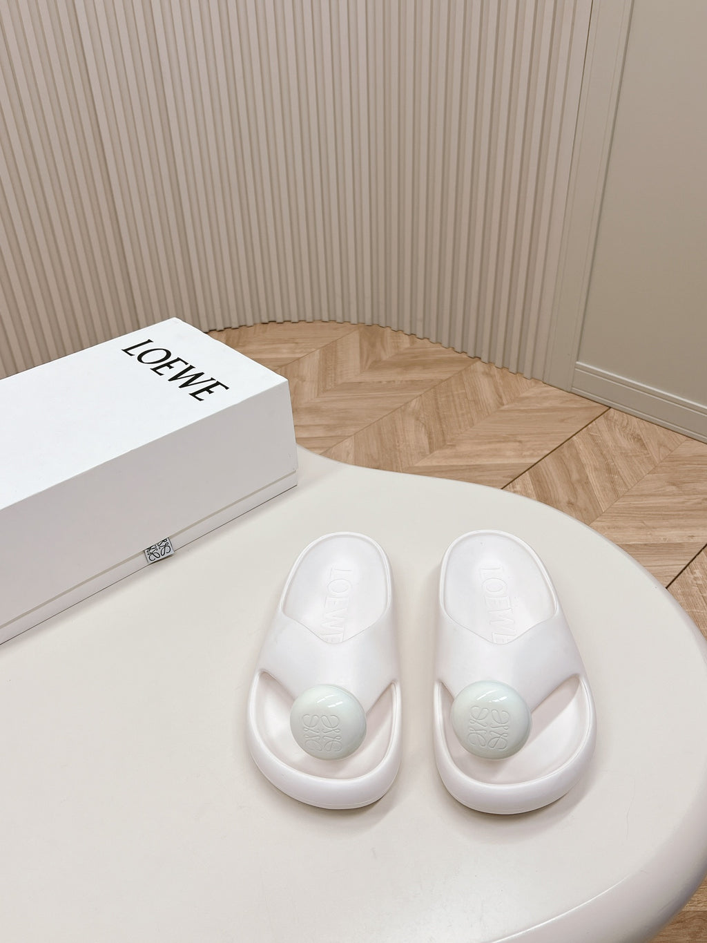 White Foam Slide