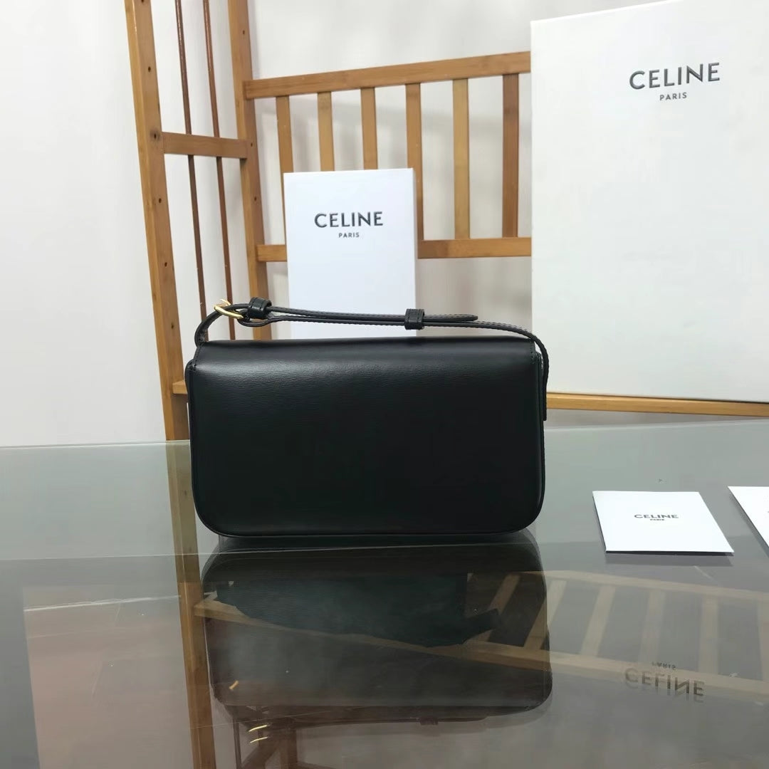 Black triomphe shoulder bag