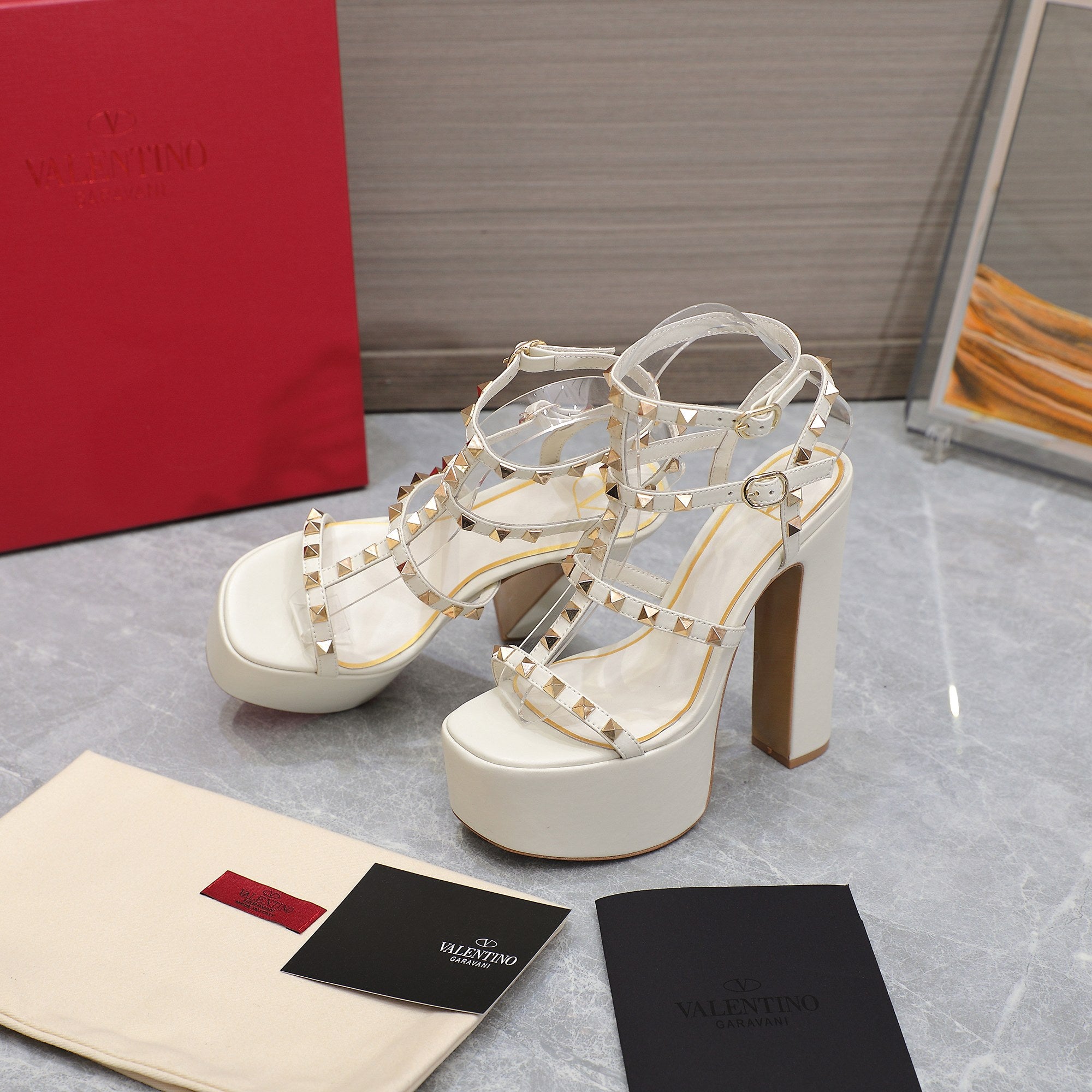 Ivory RC platform sandals