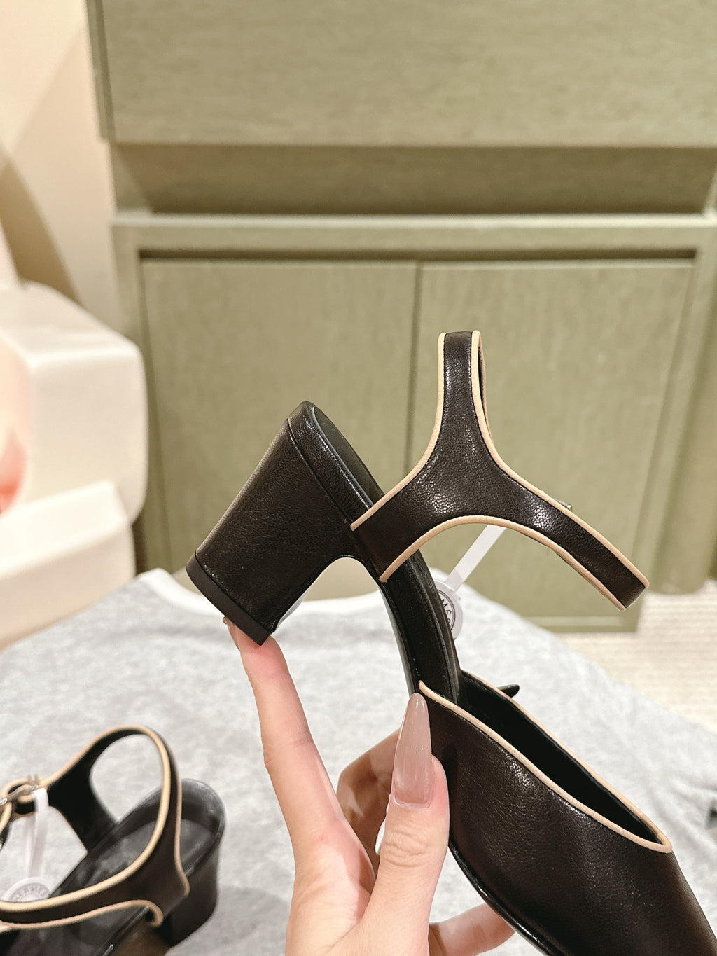 Black Kamilla 60 Pump