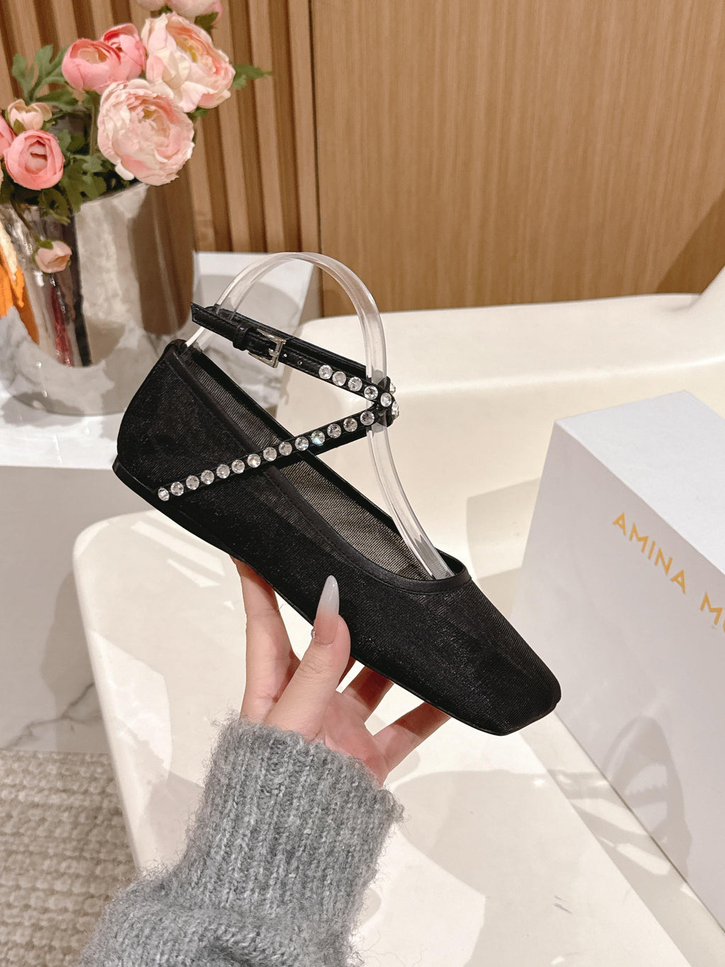 Black Ane Mesh Crystal Flat