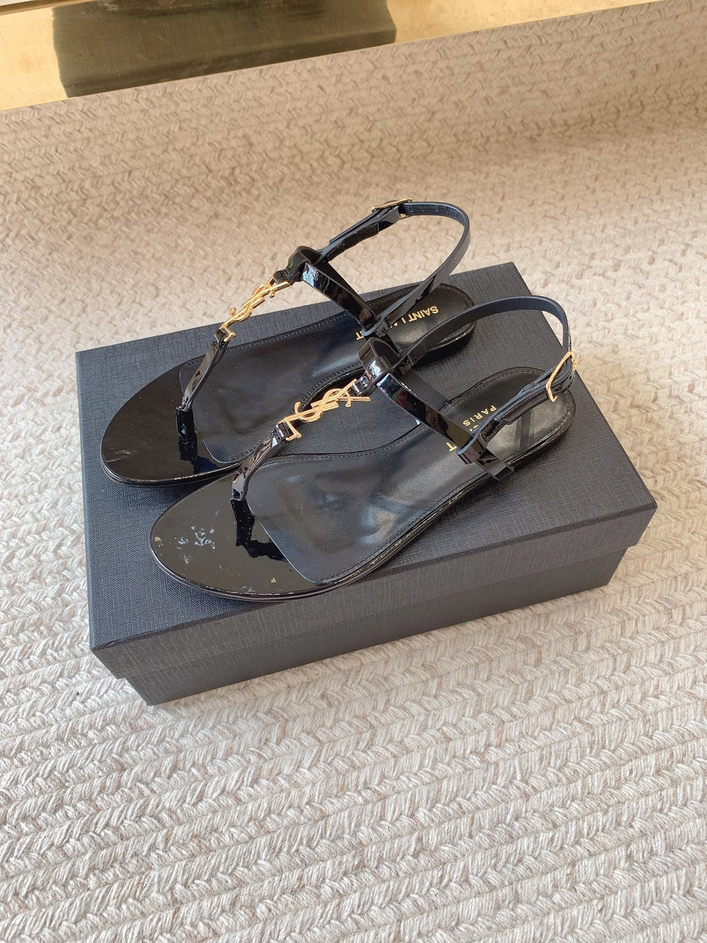 Black C Sandals In Patent Leather