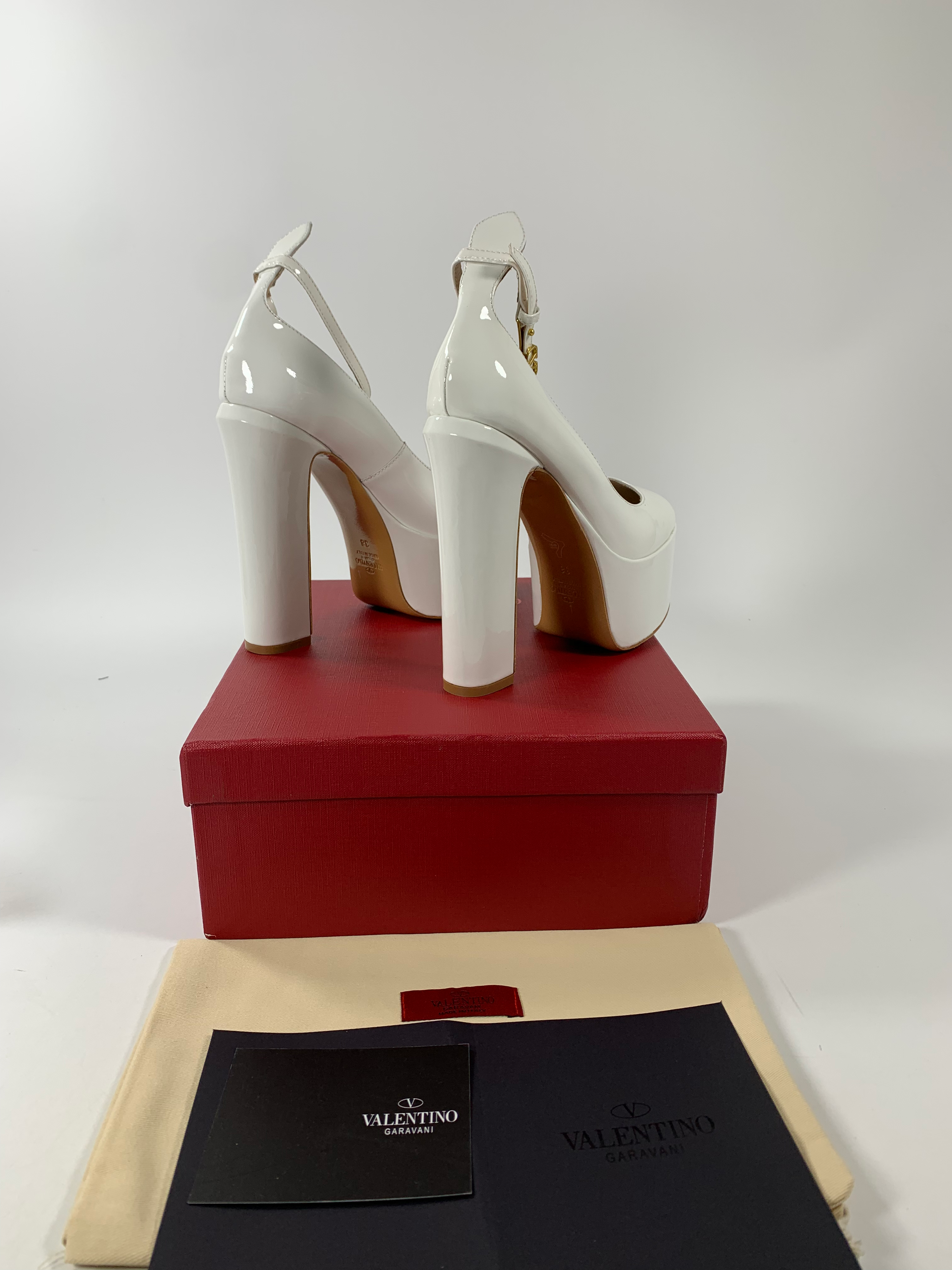 Light ivory TG platfom pump