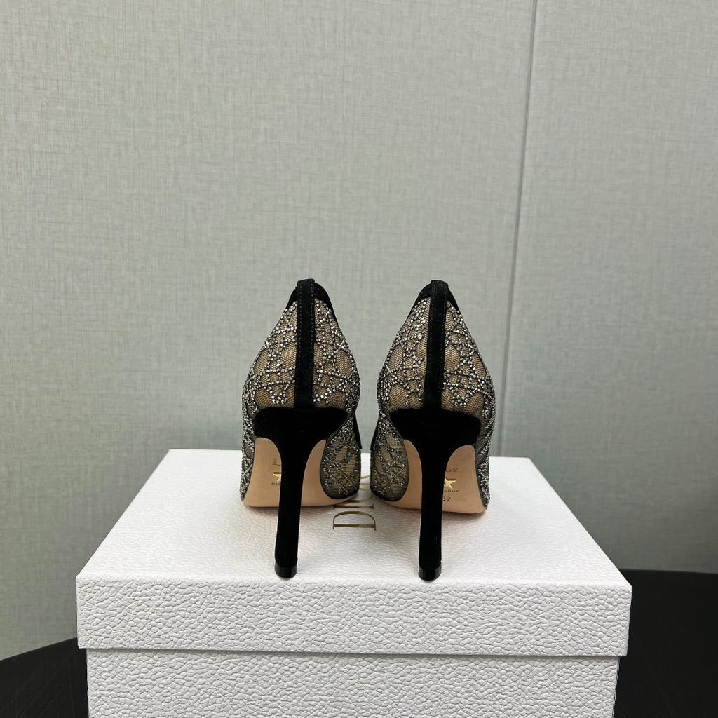 Black & Nude Capture Pump