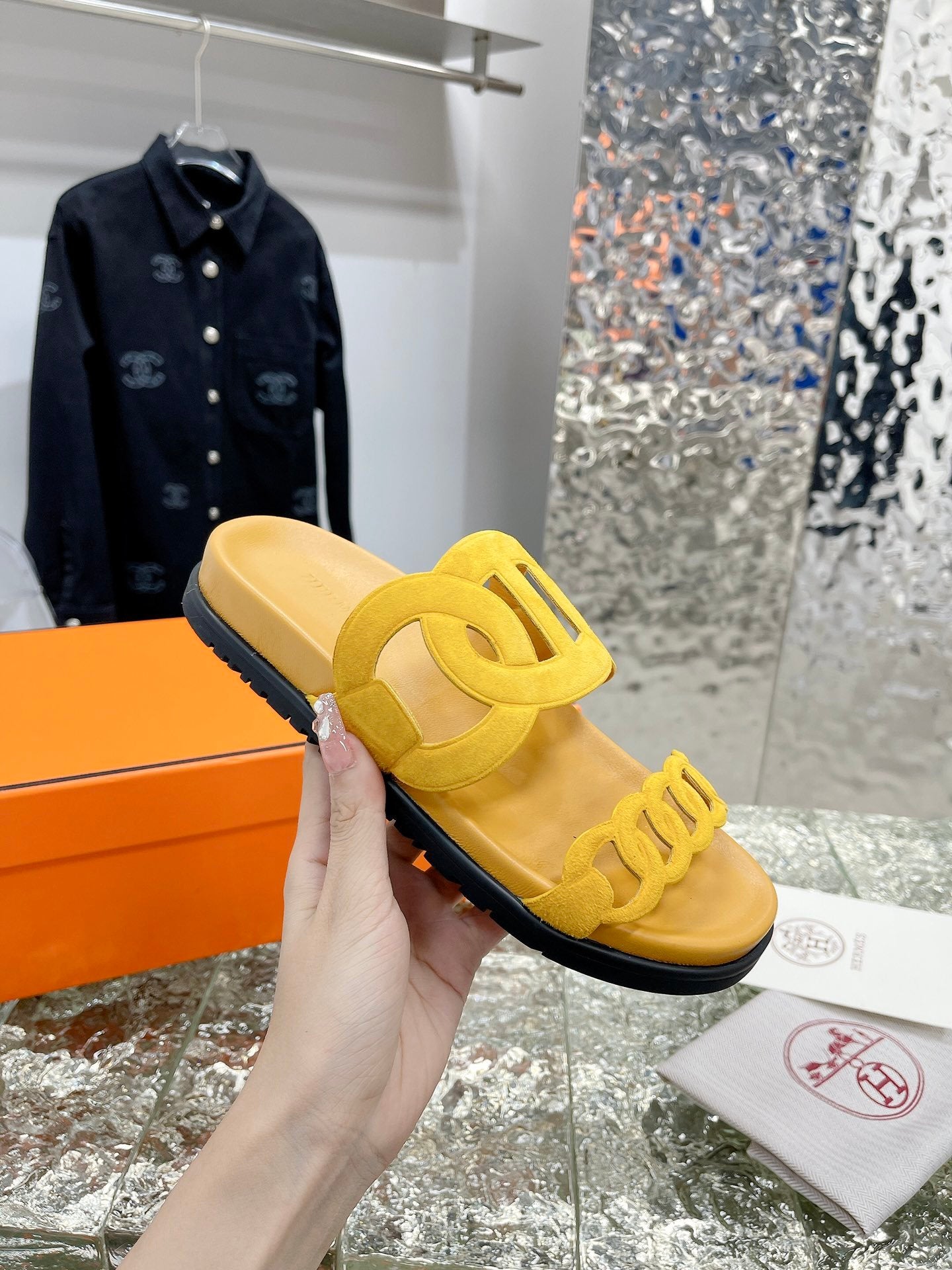 Yellow HE sandal