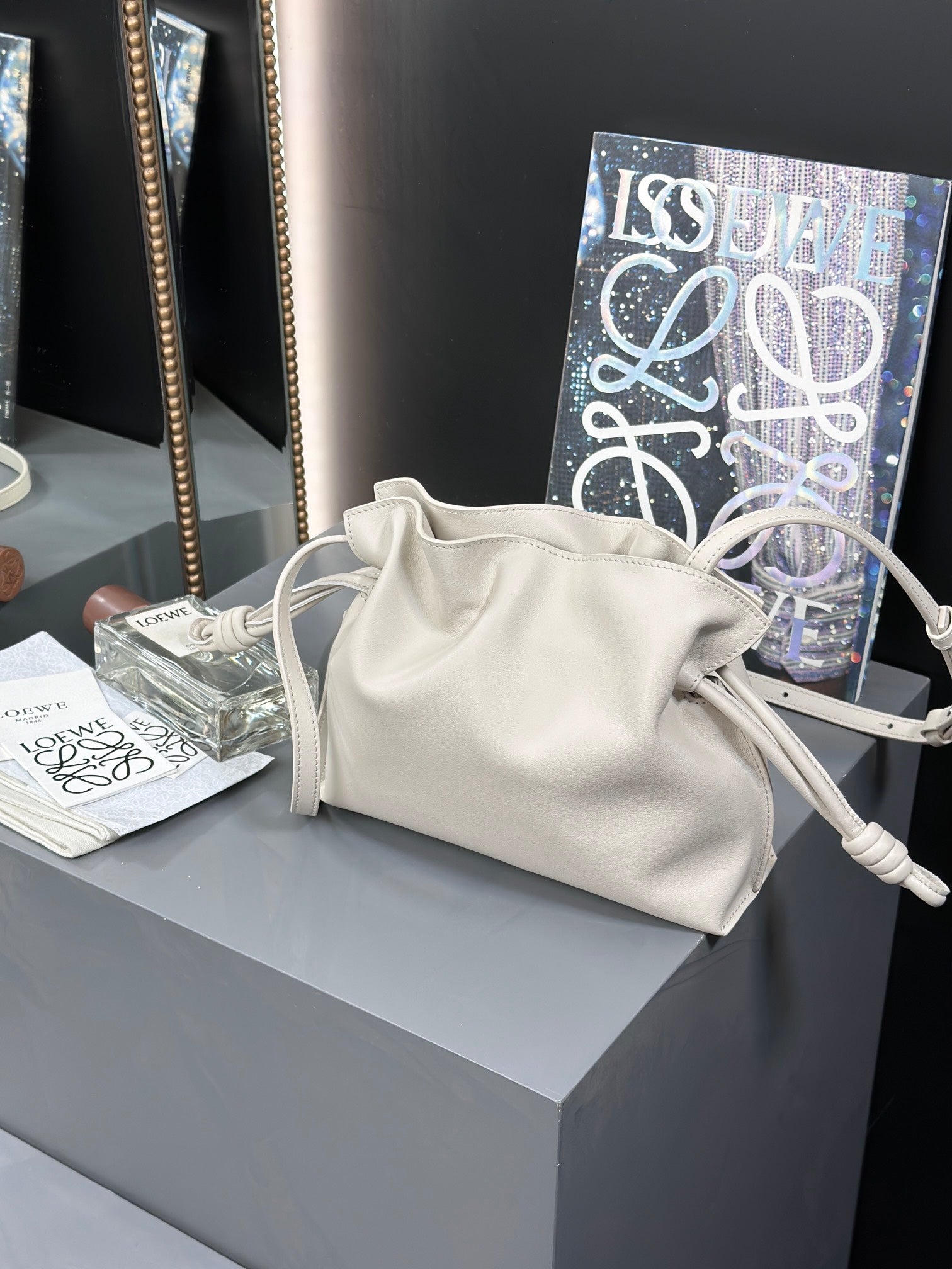 Sea Salt Medium Flamenco Clutch