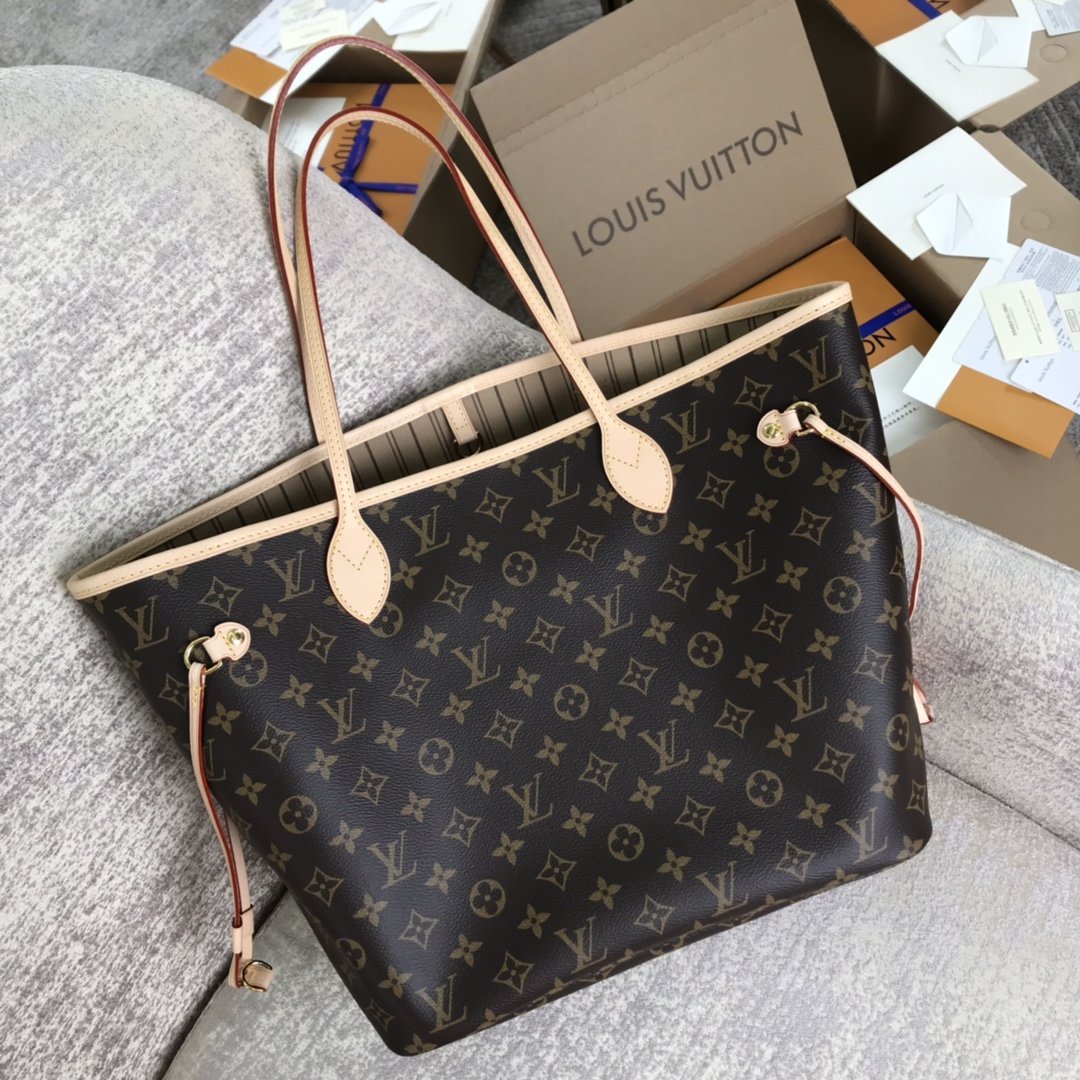 Beige LN medium tote bag