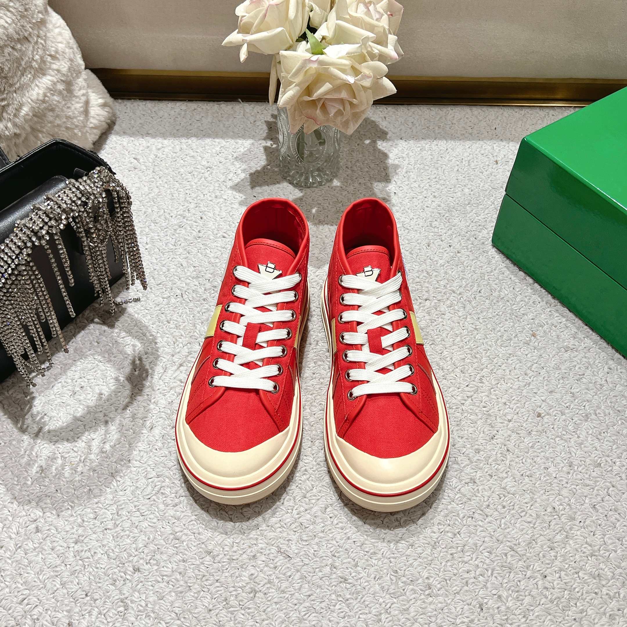 Men's Scarlet/Tomato Mid-Top Eliot Sneaker