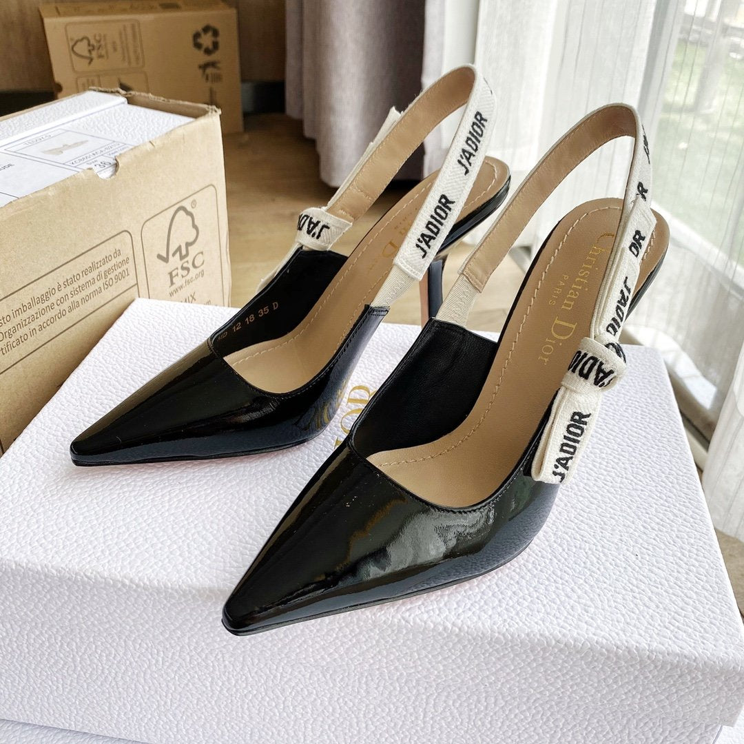 Black Patent JD pump