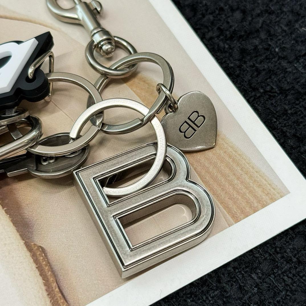 Kit Keychain In Multicolor Brass & TPU