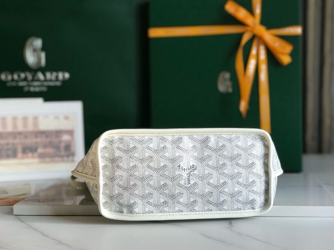 White Anjou Mini Bag