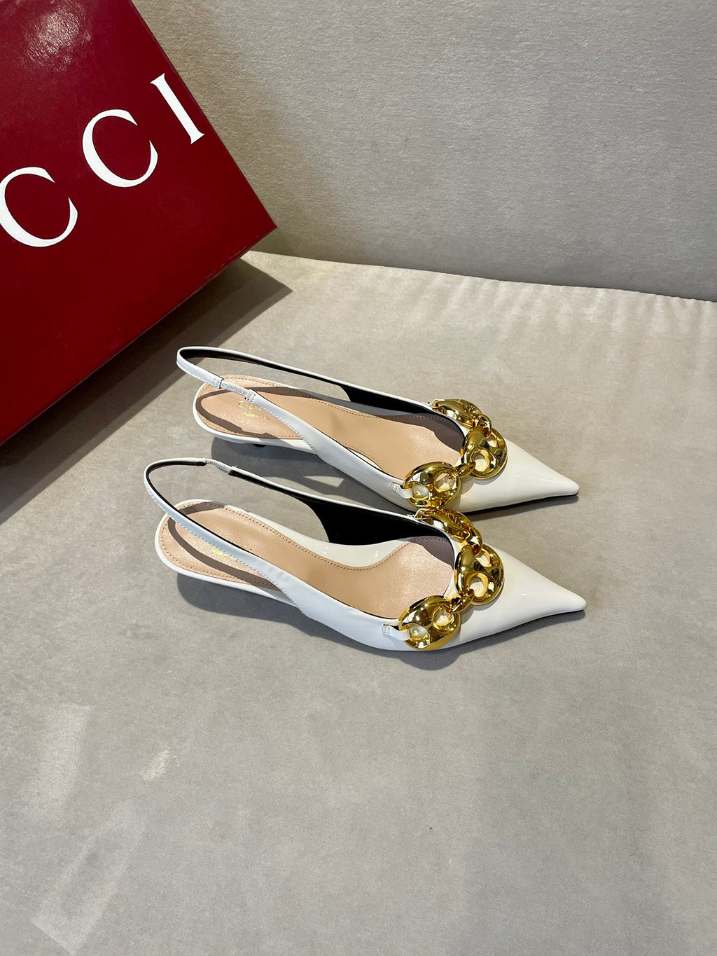 Ivory Slingback With Chain