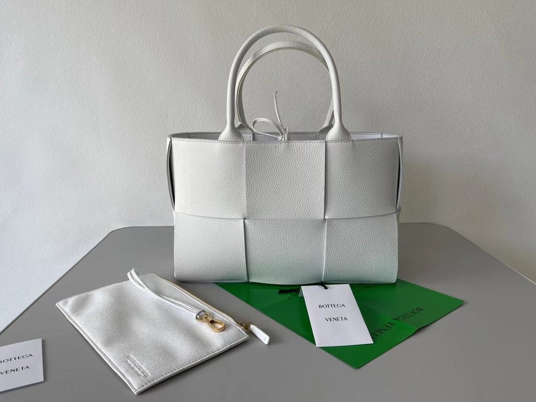 White BA tote bag