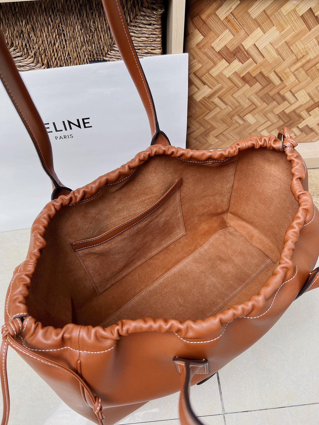 Tan Cabas Drawstring Triomphe