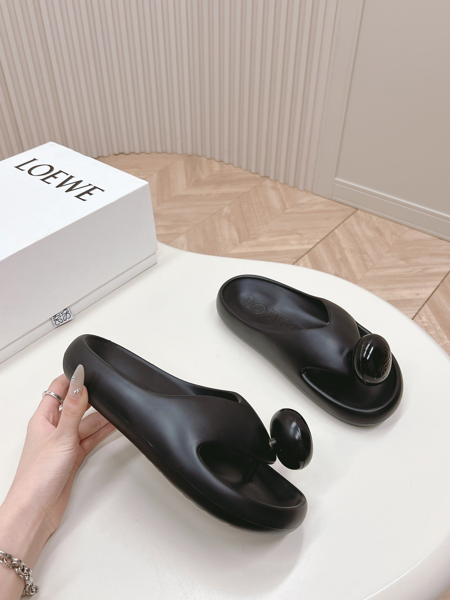 Black Foam Slide