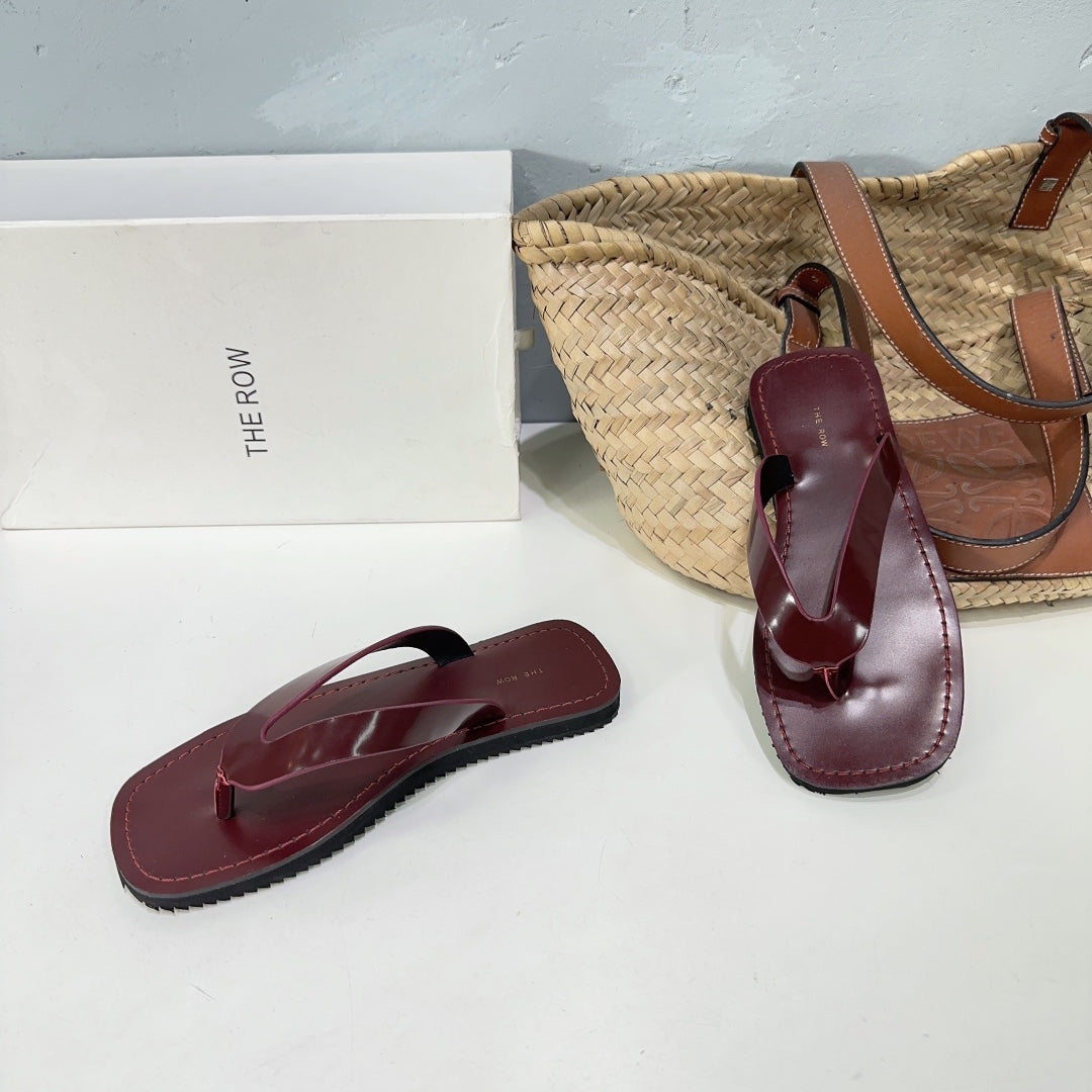 Bordeaux City Flip Flop