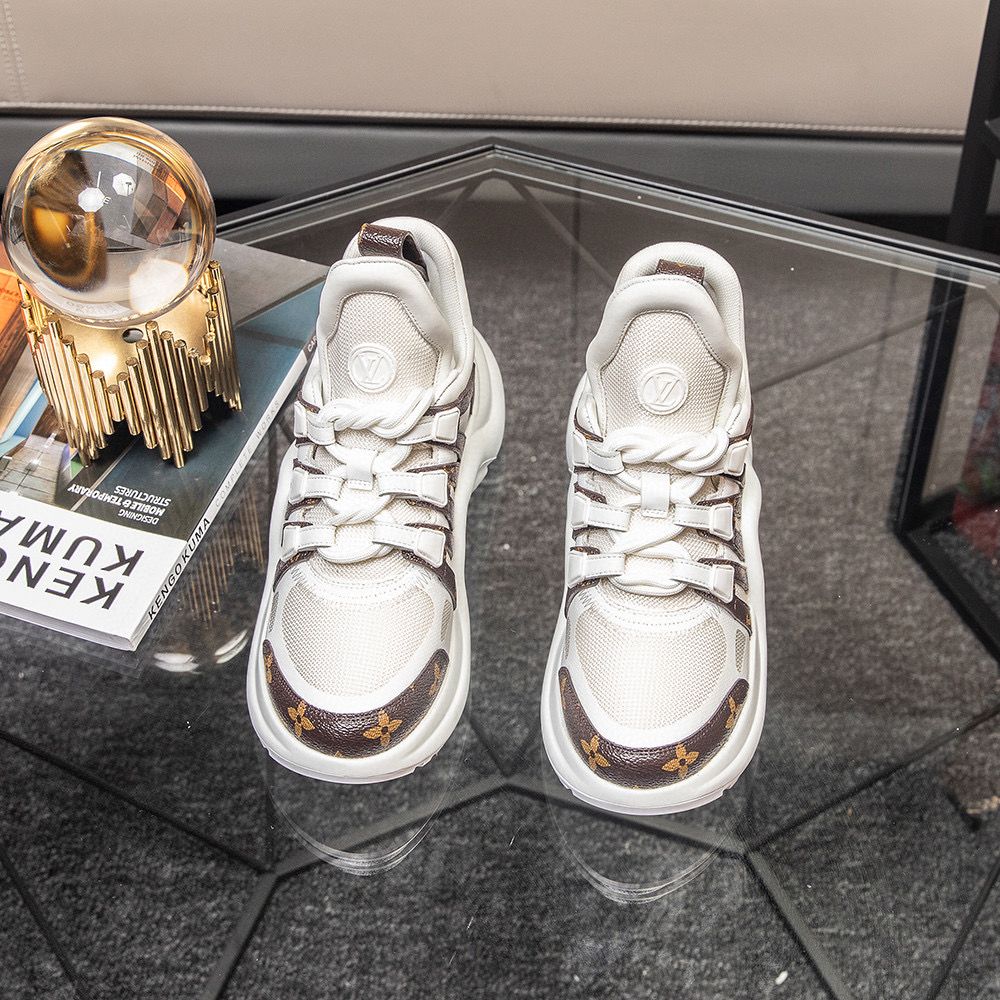 White LA sneaker