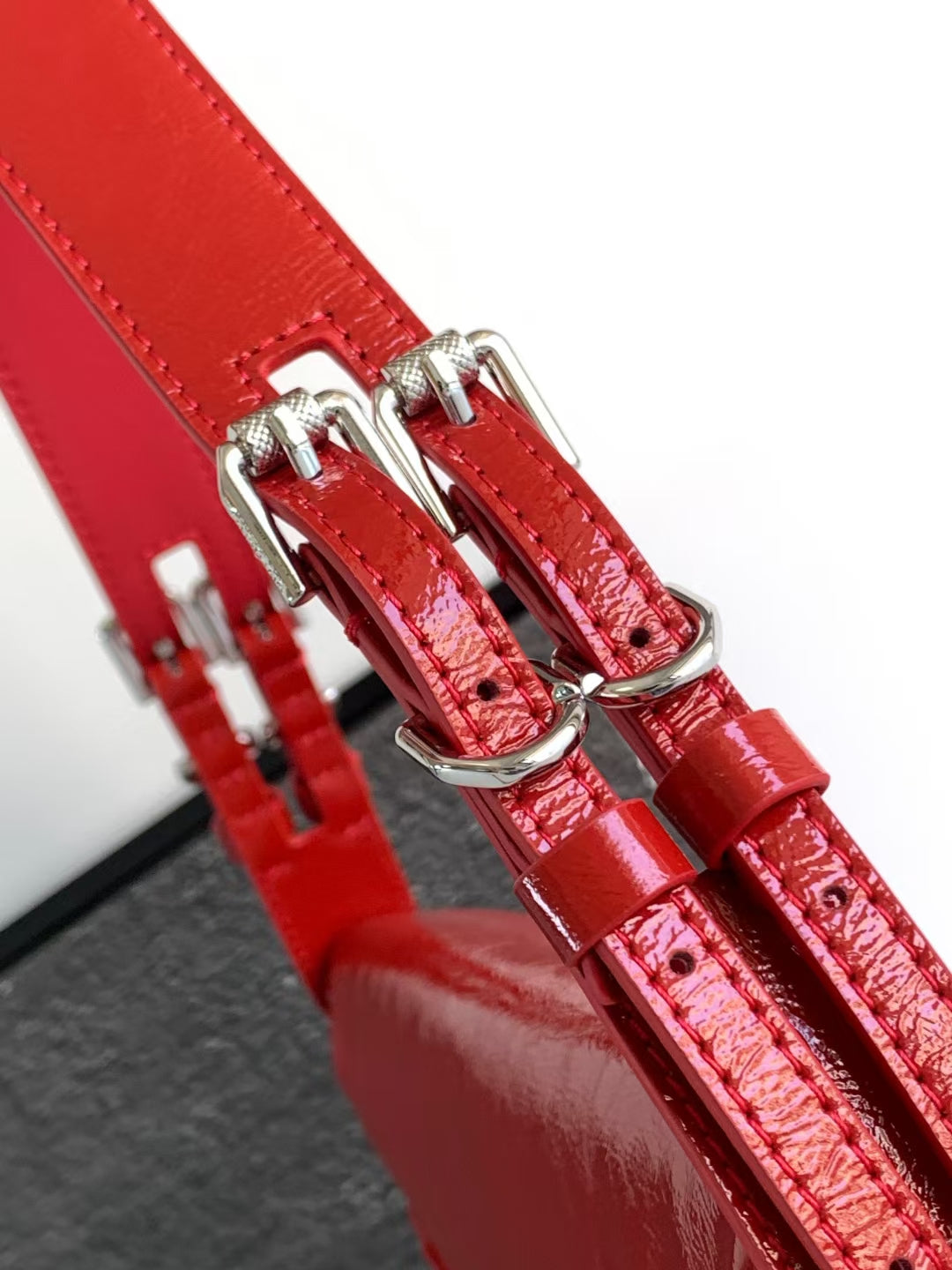 Red Small P'tit Voyou Bag In Patent Leather