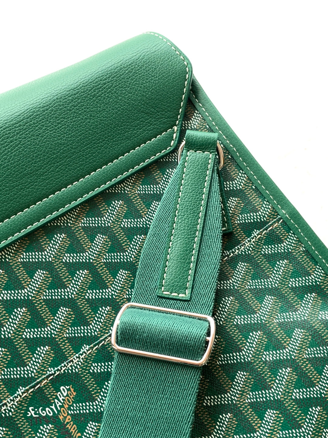 Green Coursier Messenger Bag