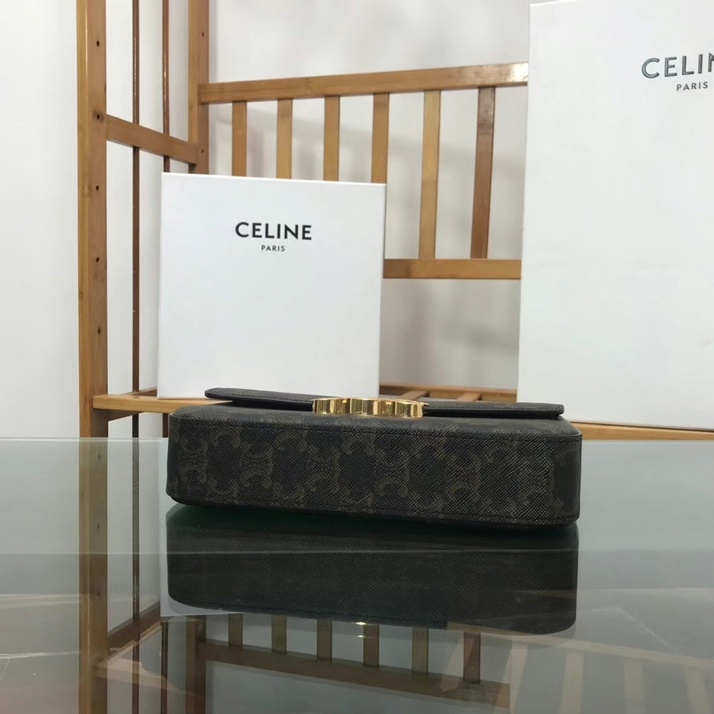 Tan triomphe shoulder bag