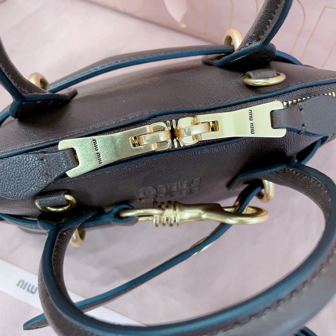 Briarwood Aventure Mini Leather Bag