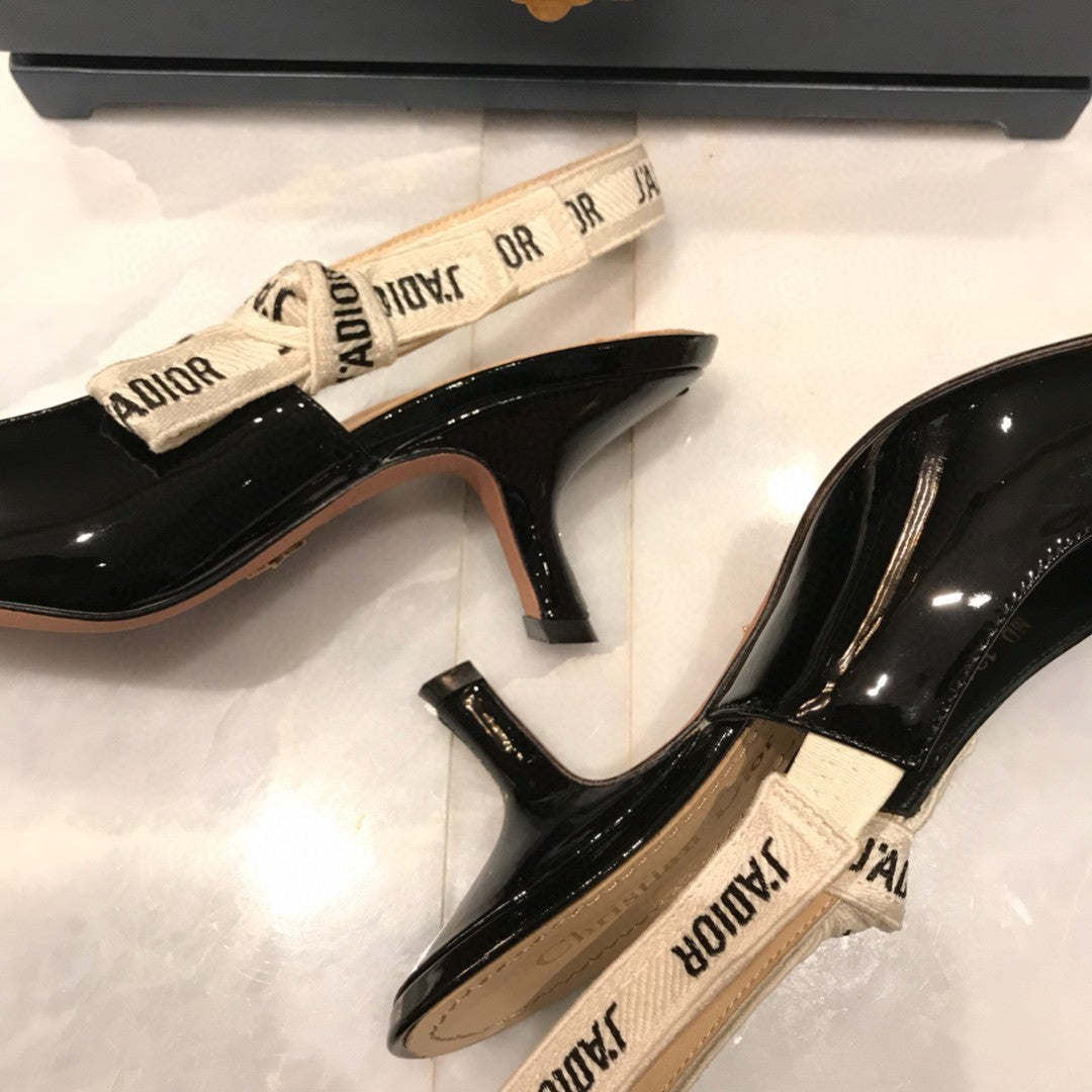 Black JD patent calfskin slingback pump
