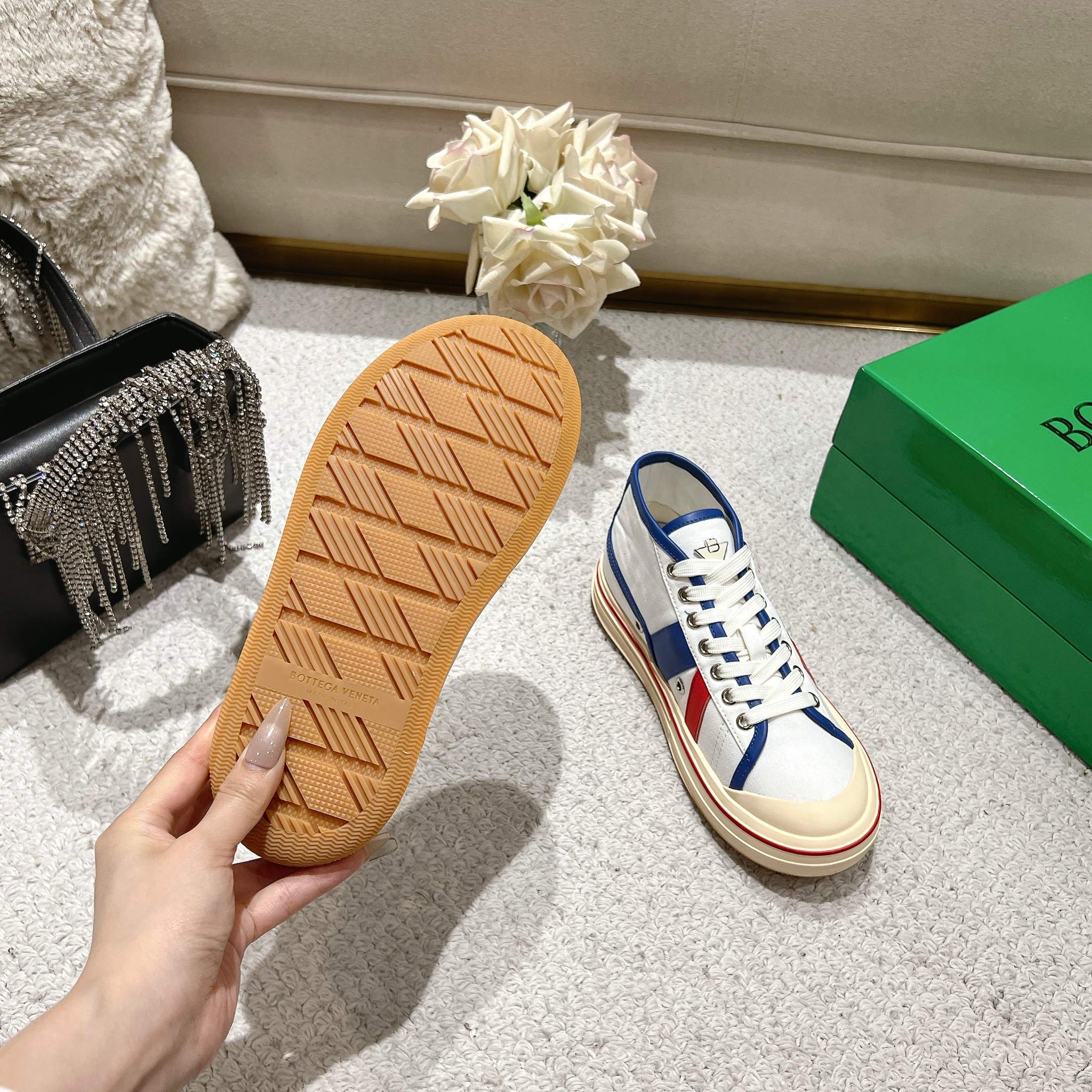 Men's White/Surf Mid-Top Eliot Sneaker