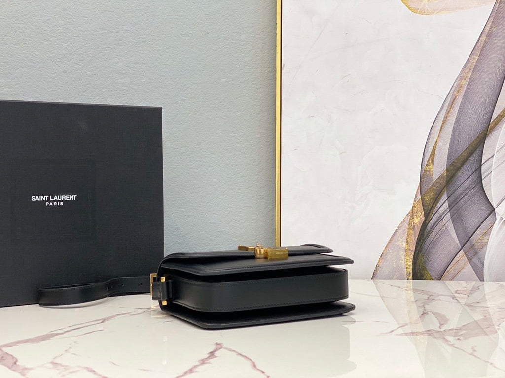 Black SS small shoulder bag