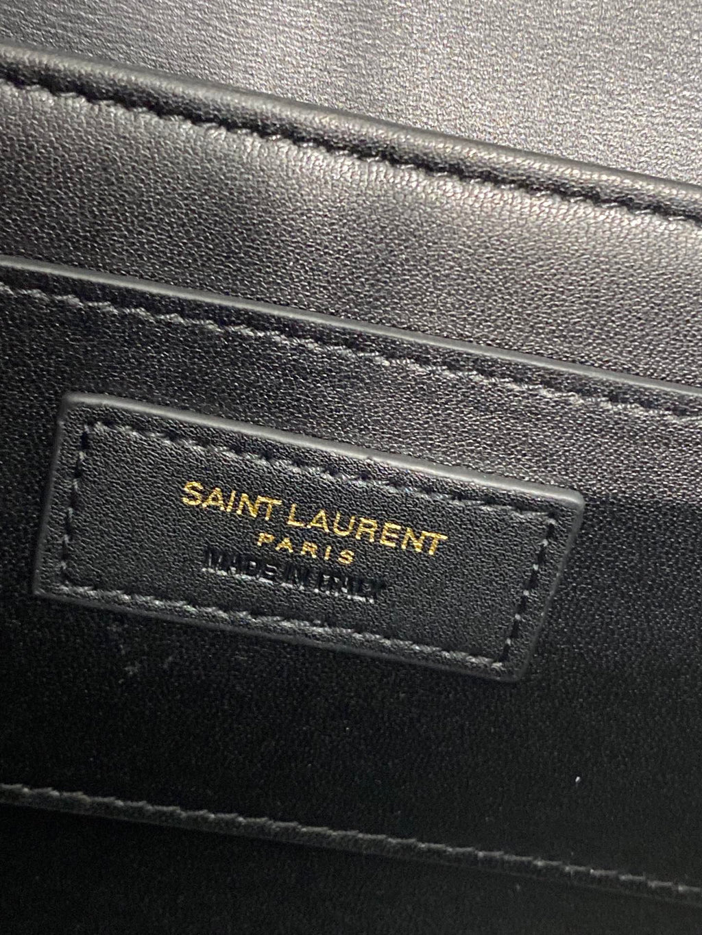 Black SS medium shoulder bag