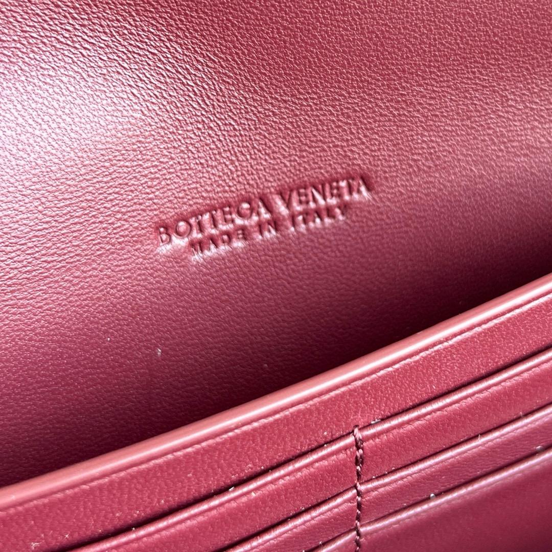 Barolo Andiamo Clutch