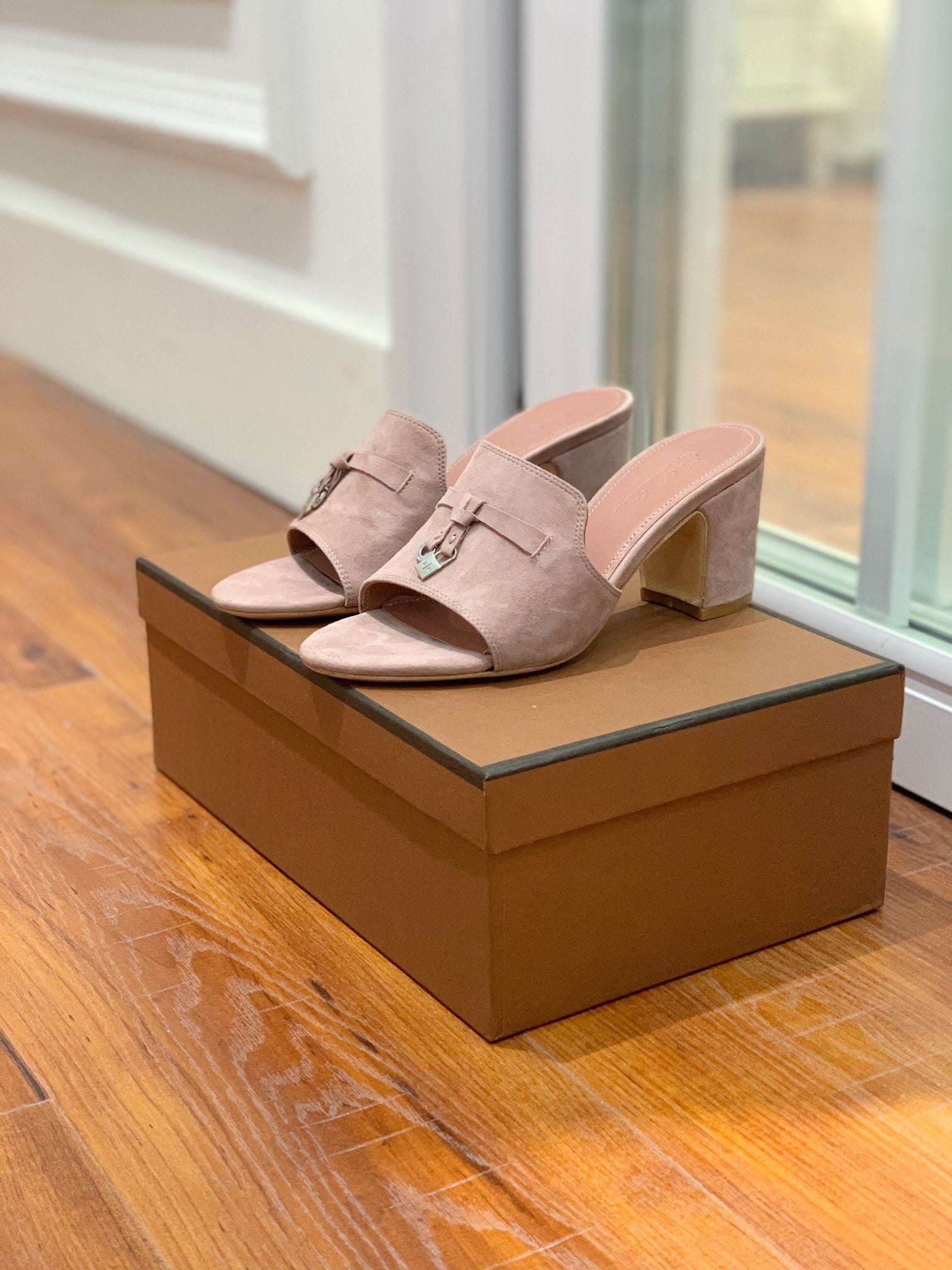 Flower pot/rough SC 55 mm sandal