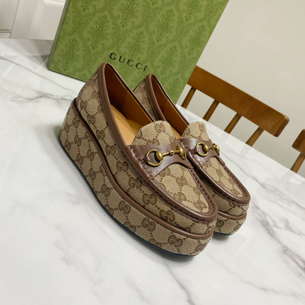 Beige HW Loafer