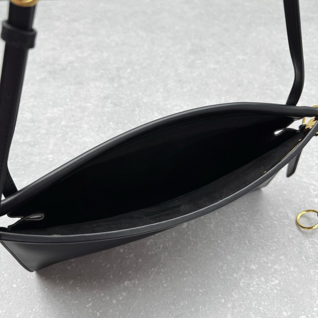 Black Le Click East West Medium Bag