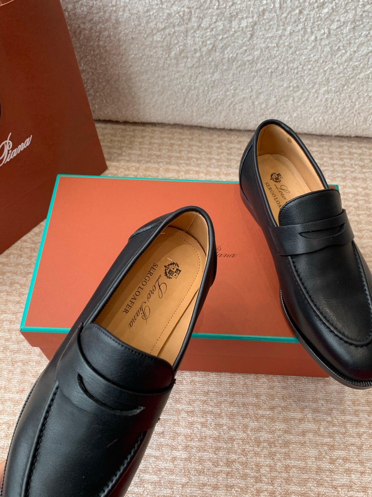 Black Sergio Loafer