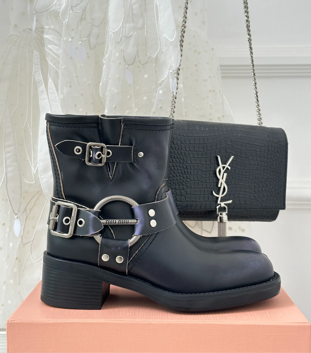 Black Vintage-Look Leather Booties