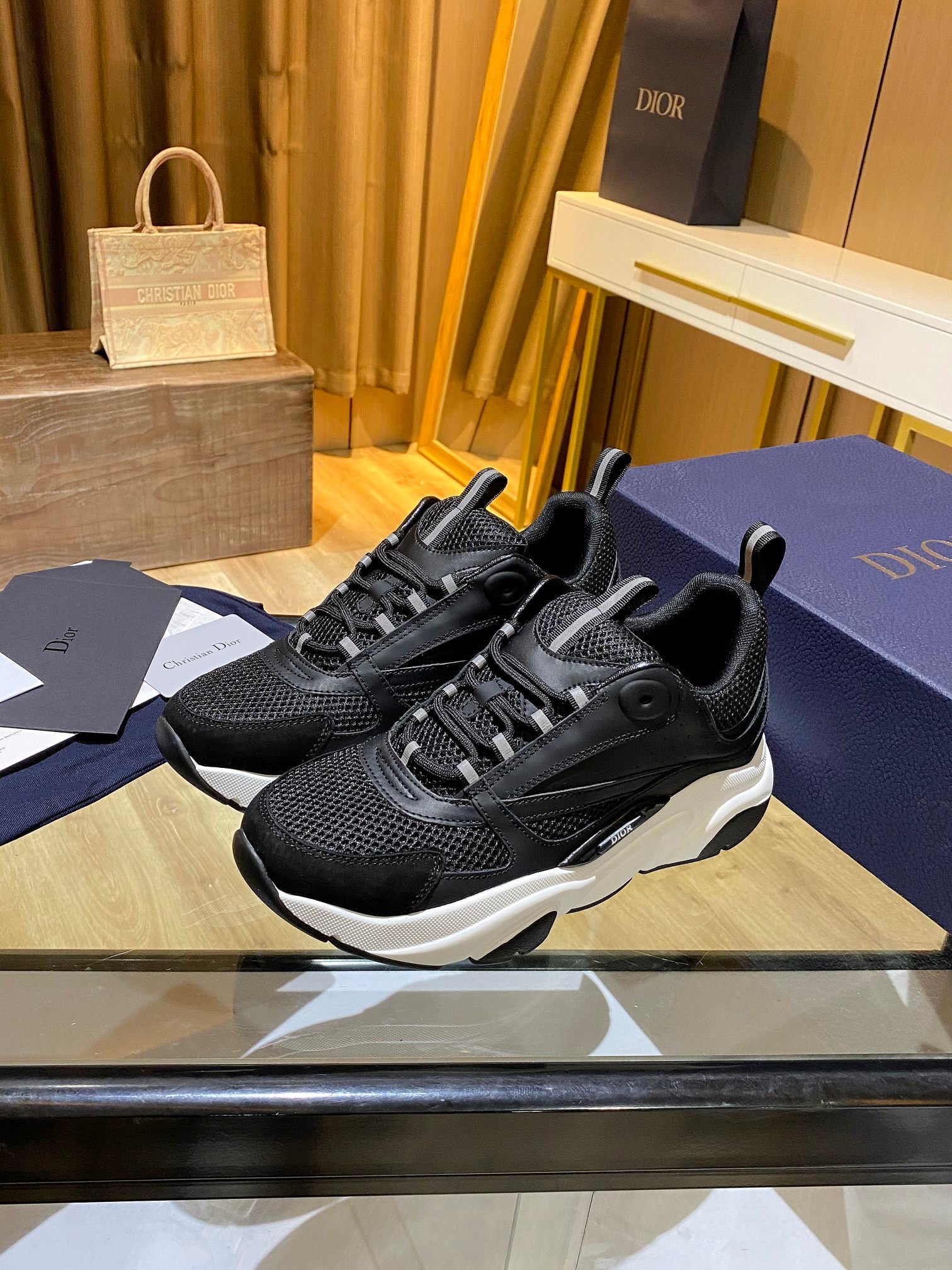 Black DB men's sneaker