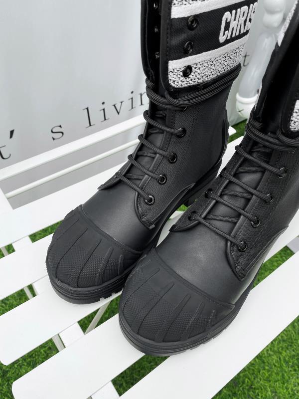 Black and White DM ankle boot